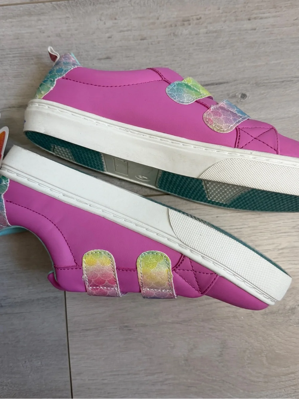 Butterfly Girls' Pink Sneakers with Rainbow Strap and Side Stripe